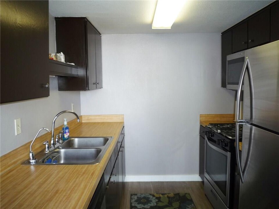 1800 Lavaca St, Unit A-806 in Austin, TX - Building Photo