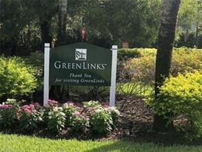 7905 Mahogany Run Ln-Unit -1322 in Naples, FL - Foto de edificio - Building Photo