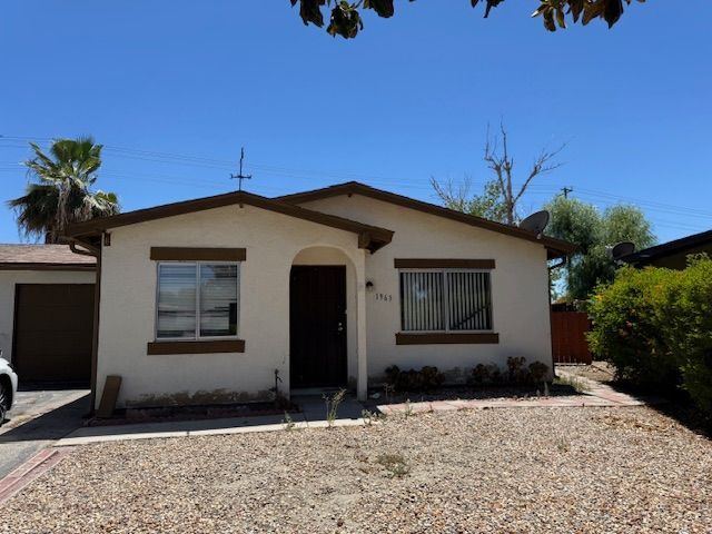 property at 1963 Cll Pasito