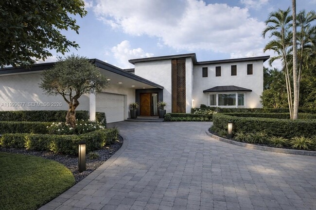 property at 4403 Palm Ln