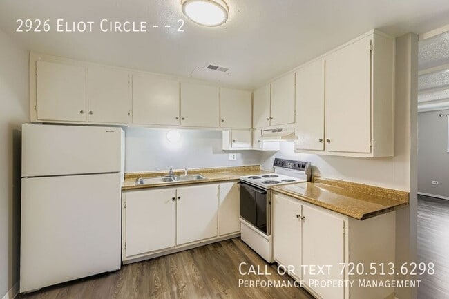 property at 2926 Eliot Cir