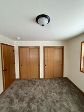 1038-1040 Fir Ct in Janesville, WI - Building Photo - Building Photo