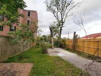 4003 Farmer St photo'