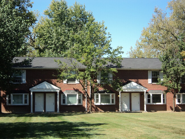 Carpenter Apartments in Louisville, KY - Building Photo - Building Photo