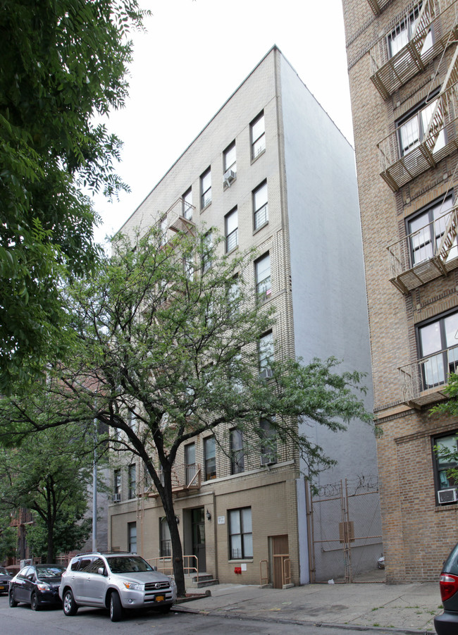 393-395 S 3rd St in Brooklyn, NY - Building Photo - Building Photo