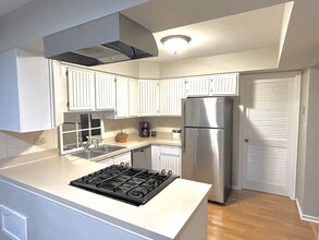 1806 77th St in Naperville, IL - Building Photo - Building Photo