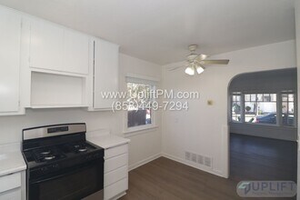 1730 Sunset Cliffs Blvd in San Diego, CA - Building Photo - Building Photo