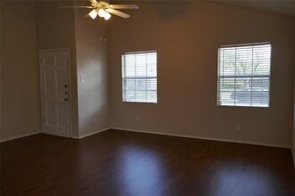 2008 Meadfoot Rd in Carrollton, TX - Building Photo - Building Photo