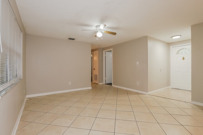 5577 89th Ave in Pinellas Park, FL - Building Photo - Building Photo