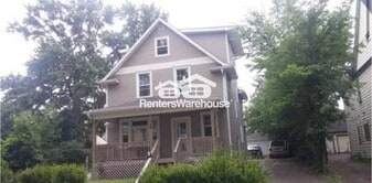 752 Carroll Ave in St. Paul, MN - Building Photo