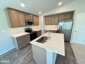 4704 Oaks Ave in Yakima, WA - Building Photo - Building Photo