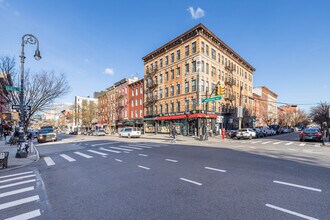 972-974 Manhattan Ave in Brooklyn, NY - Building Photo - Building Photo