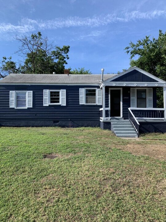 1904 E Madison St in Oklahoma City, OK - Building Photo