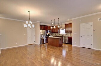 9753 Wilderness Battle Cir in St. Louis, MO - Building Photo - Building Photo