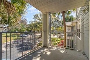 717 Secret Harbor Ln in Lake Mary, FL - Building Photo