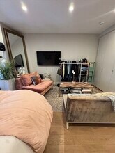 267 Newbury St, Unit 3 in Boston, MA - Building Photo - Building Photo