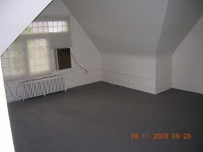 323 N Hartley St, Unit 3rd Floor Apartment in York, PA - Foto de edificio - Building Photo