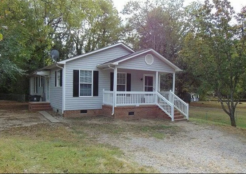 344 Henderson St in Oxford, NC - Building Photo