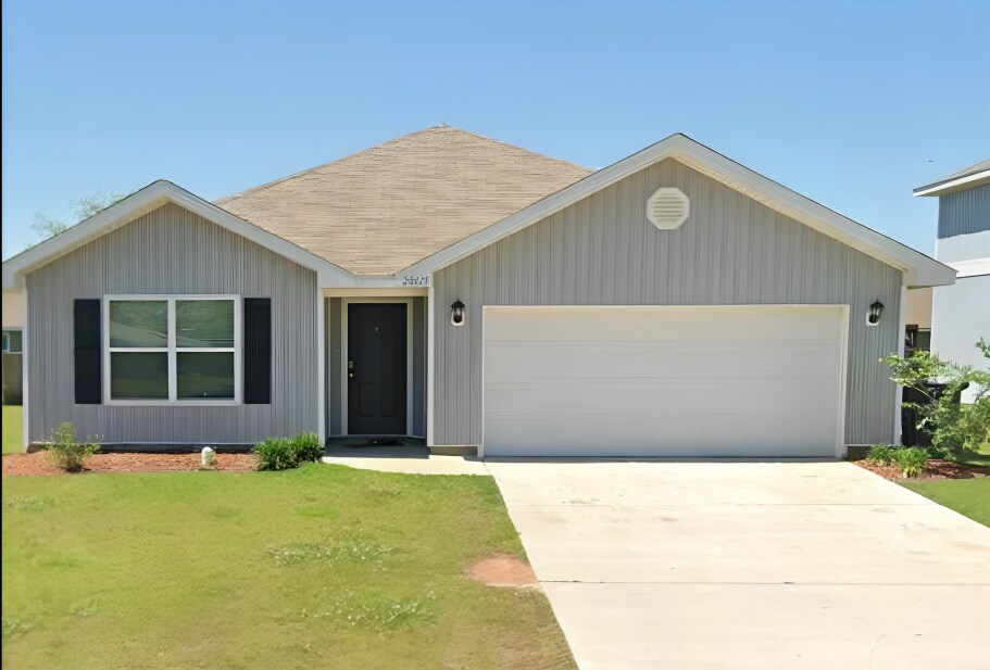 20615 Mercury Dr in Robertsdale, AL - Foto de edificio