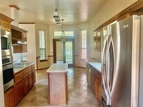 3717 Barwick Dr in Norman, OK - Building Photo - Building Photo