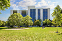 Laurel Grove in Toronto, ON - Building Photo - Building Photo