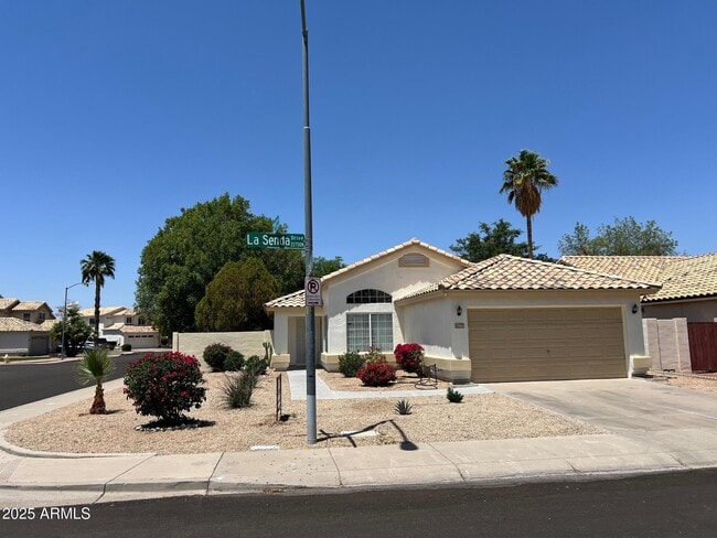 7160 W La Senda Dr in Glendale, AZ - Building Photo - Building Photo