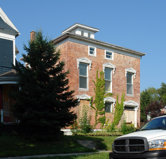 529 Elm St in Toledo, OH - Foto de edificio - Building Photo