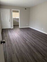 827 Berwood Dr in Jackson, MS - Building Photo - Building Photo