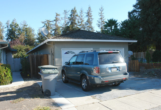 609-611 E Maude Ave in Sunnyvale, CA - Building Photo - Building Photo