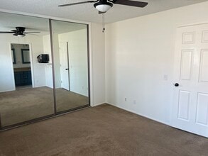 8137 Rattan Way in Citrus Heights, CA - Building Photo - Building Photo