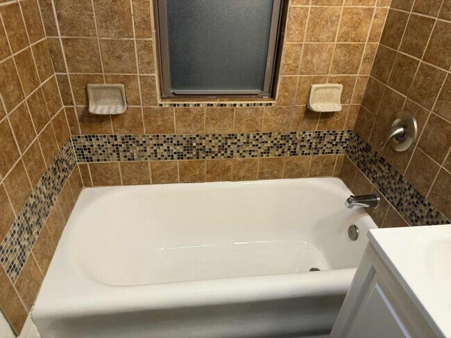 4624 N 30th St in Milwaukee, WI - Building Photo - Building Photo