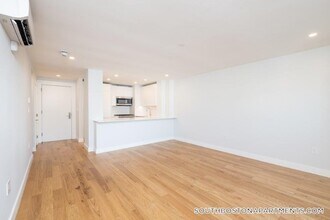 1410 Columbia Rd, Unit 6B in Boston, MA - Building Photo - Building Photo