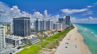 5875 Collins Ave in Miami Beach, FL - Building Photo