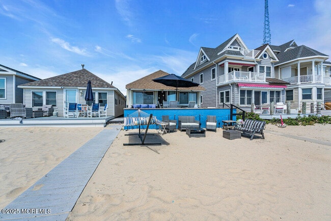 115 Beach Front in Manasquan, NJ - Building Photo - Building Photo