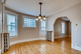 2749 Colfax Ave South-Unit -Unit 1 in Minneapolis, MN - Building Photo - Building Photo