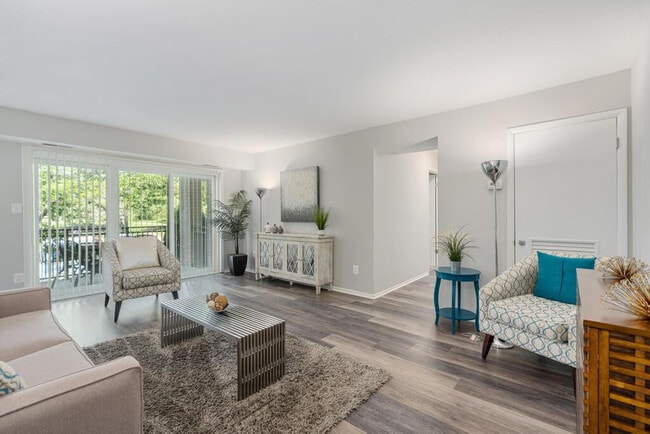 South Port in Alexandria, VA - Building Photo - Building Photo