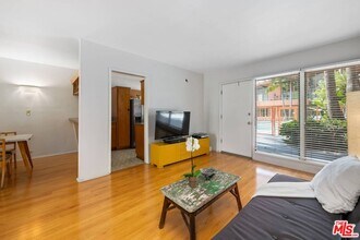 1400 Hayworth Ave in West Hollywood, CA - Building Photo - Building Photo