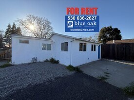 1441 1/2 Sheridan Ave in Chico, CA - Building Photo