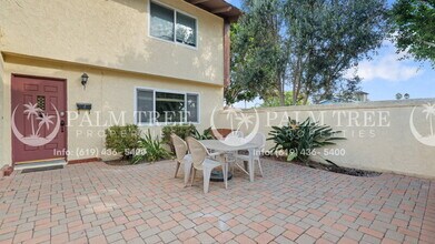 3582 Governor Dr in San Diego, CA - Building Photo - Building Photo