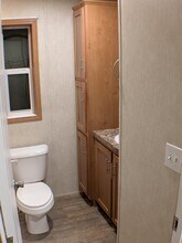 218 Abbott St in Bennington, VT - Foto de edificio - Building Photo