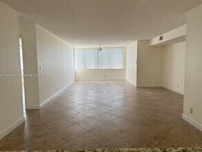 3150 NW 42nd Ave in Coconut Creek, FL - Building Photo - Building Photo