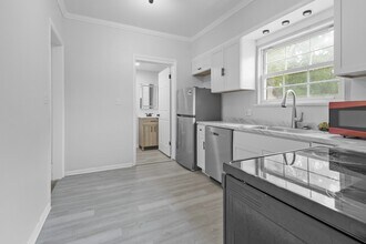 3821 Hoiles Ave in Toledo, OH - Building Photo - Building Photo