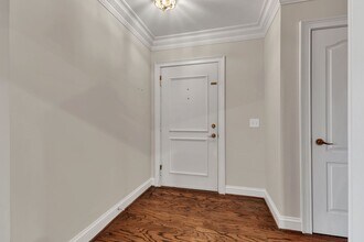 3733 West End Ave in Nashville, TN - Building Photo - Building Photo