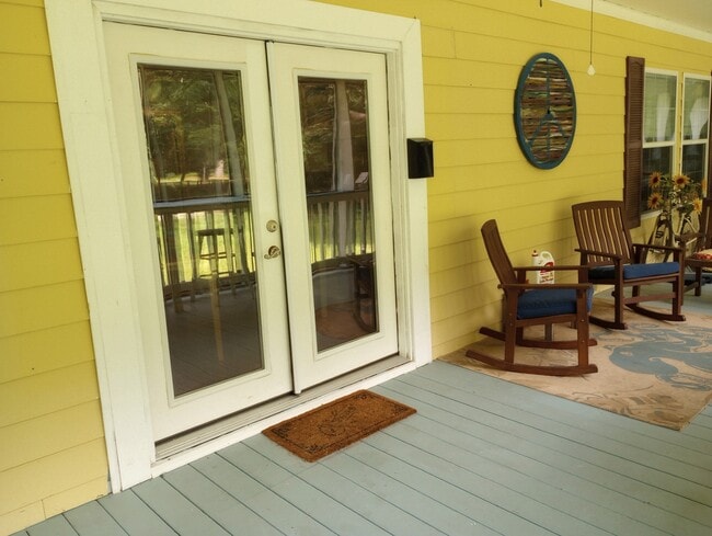 5718 Wildlife Rd, Unit Furn Efficiency Wadmalaw