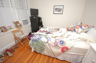 8 Egremont Rd, Unit 2 in Boston, MA - Building Photo - Building Photo
