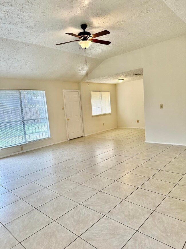 property at 2015 Lazy Ln