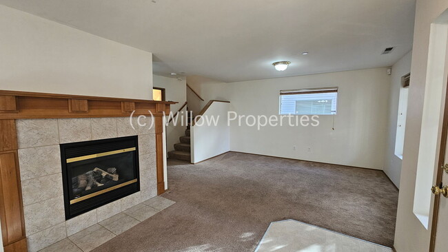1280 Griggs St in Dupont, WA - Building Photo - Building Photo