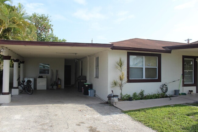 4434 Venus Ave