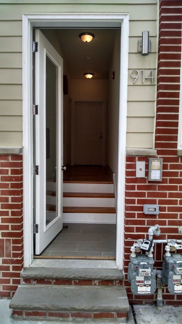 912 N 19th St in Philadelphia, PA - Building Photo - Building Photo