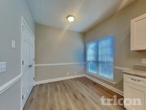 6640 Sugar Valley Dr in Nashville, TN - Foto de edificio - Building Photo